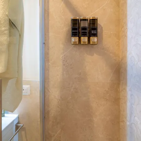 Luxury Trevi Διαμέρισμα *
